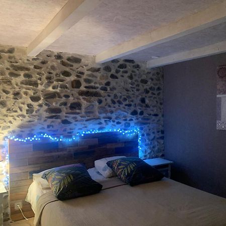Bed and Breakfast Les Jardins De Lumiere Brusque Екстер'єр фото