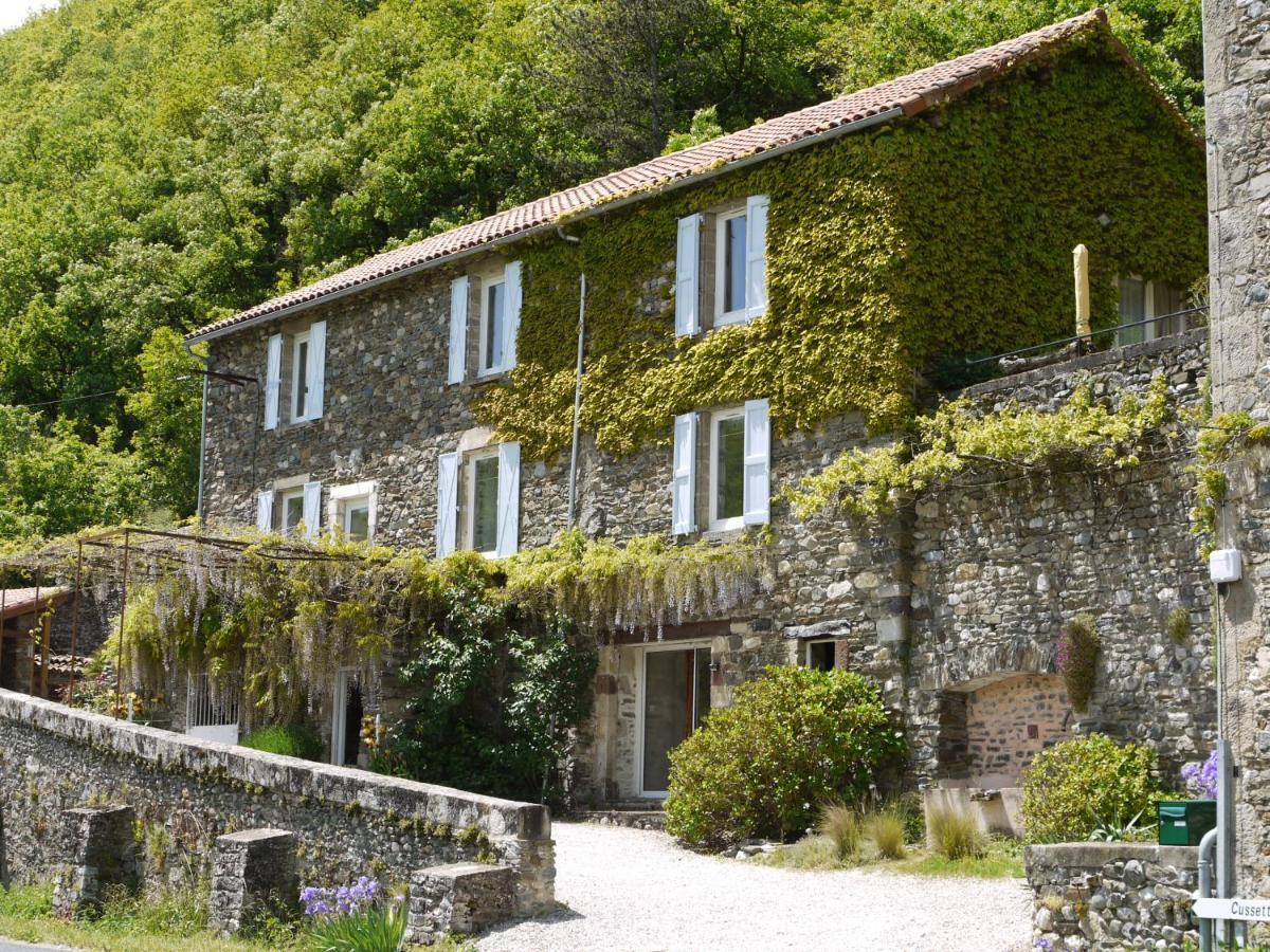 Bed and Breakfast Les Jardins De Lumiere Brusque Екстер'єр фото